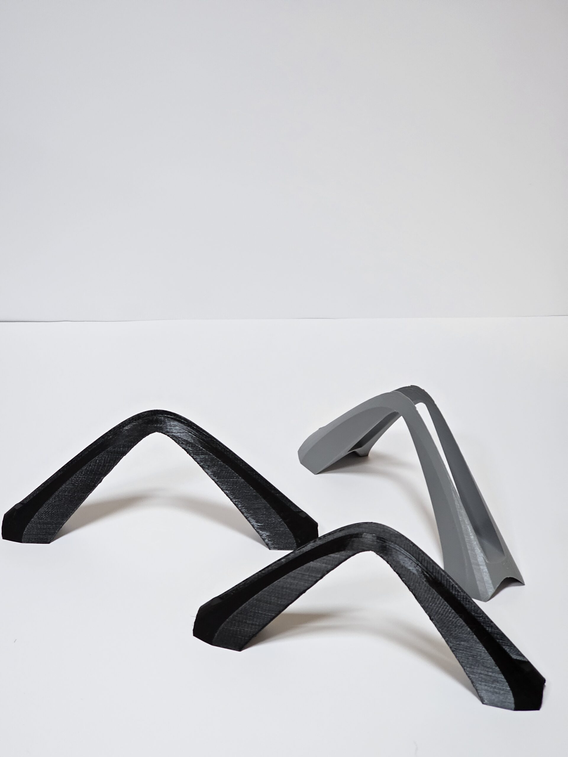 Vertikalno postolje za laptop - Slika 3