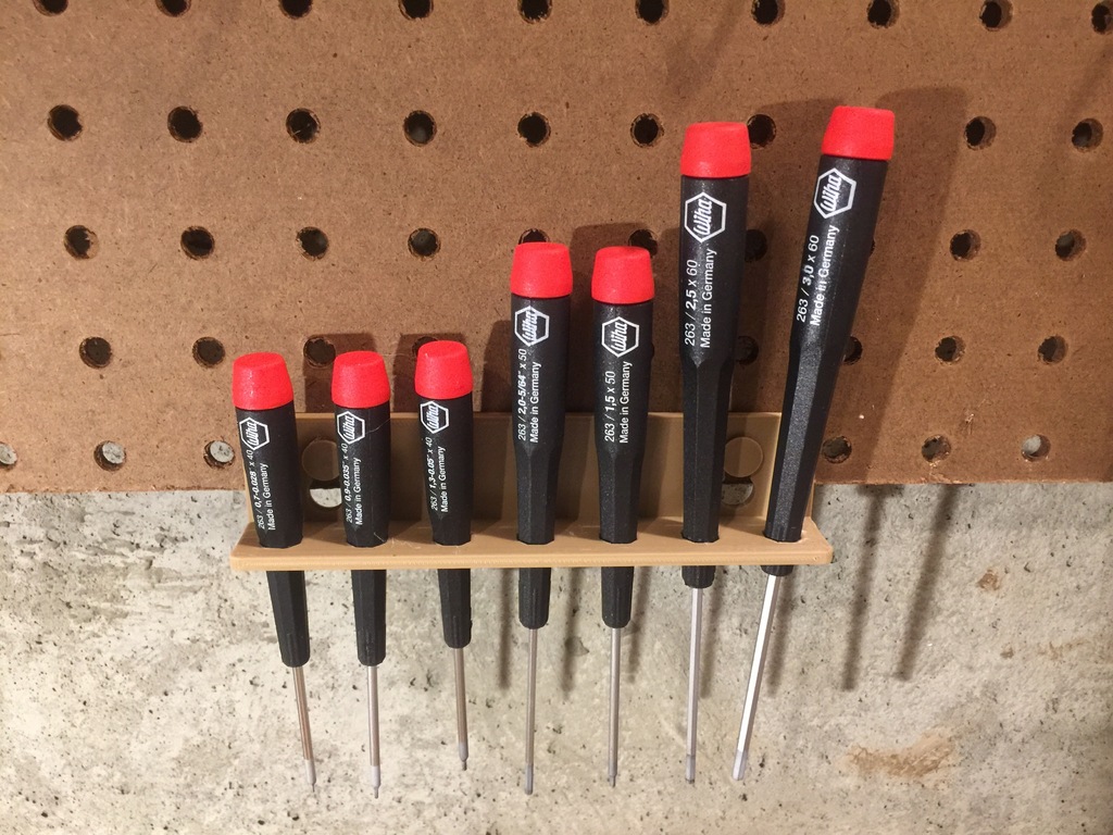 Zidni držač 8 šrafcigera