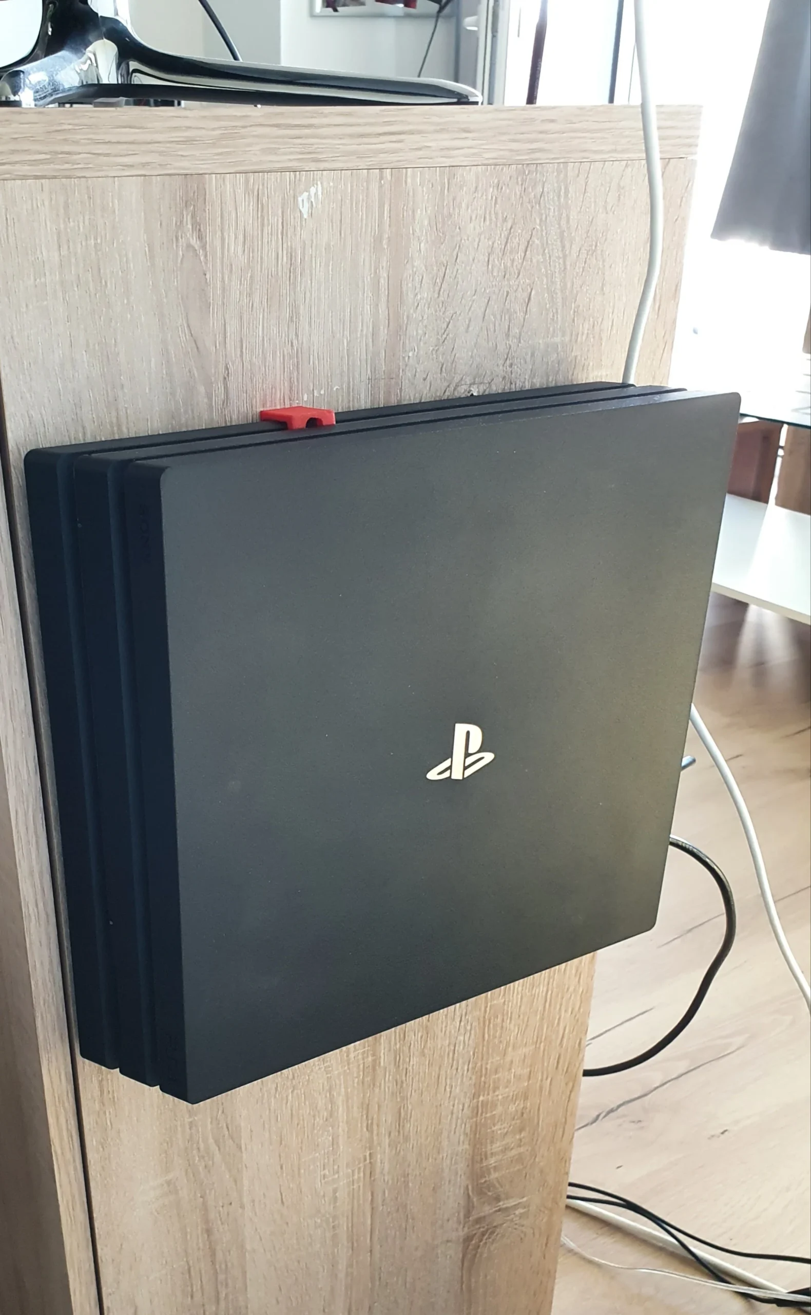 Zidni nosač PS4 PRO - Slika 4