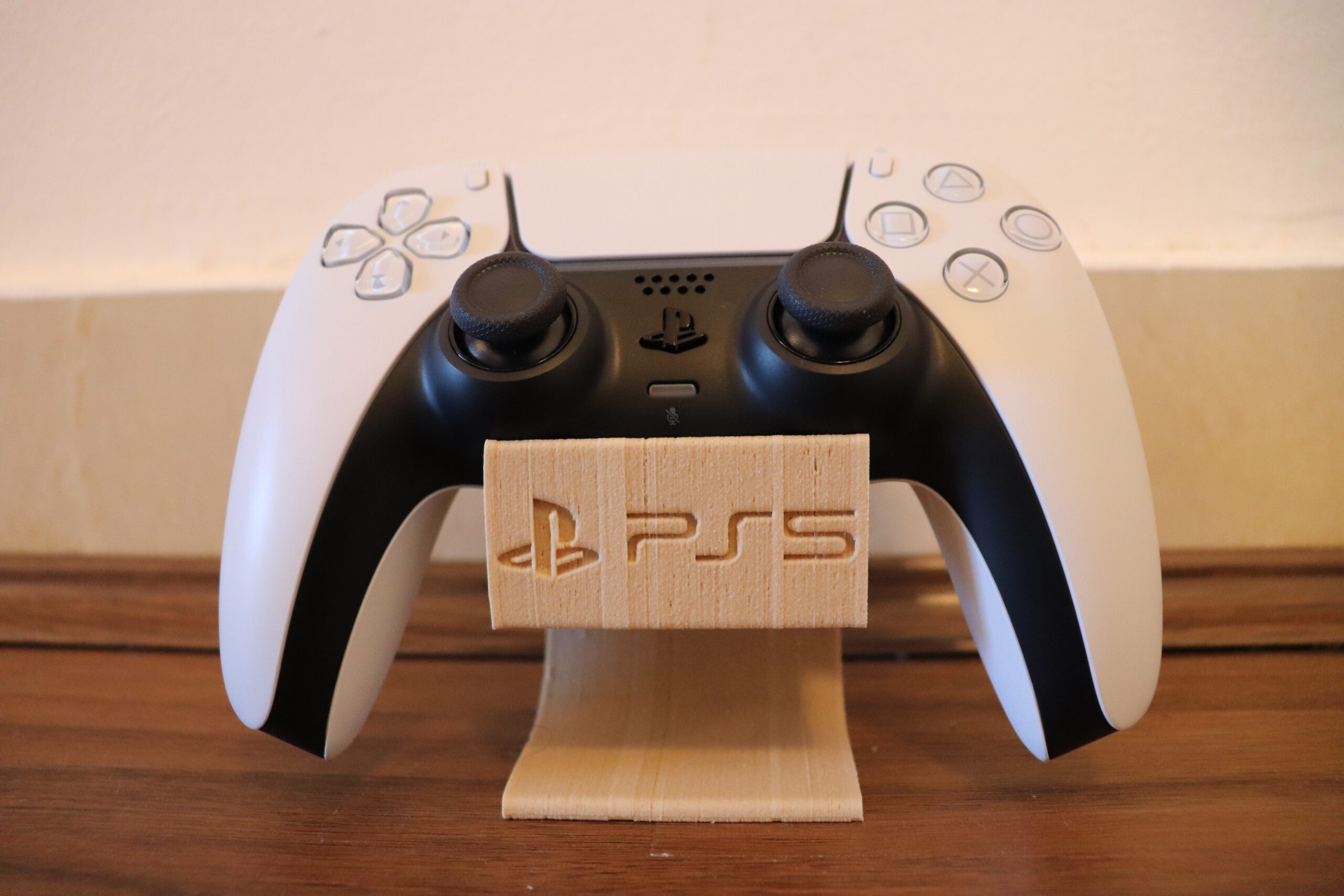 Stalak za PS5 džojstik - Slika 3