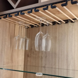 Alternative view of Držač vinskih čaša