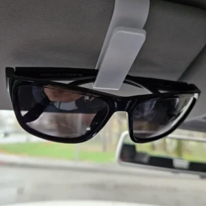 Alternative view of Držač naočara u autu