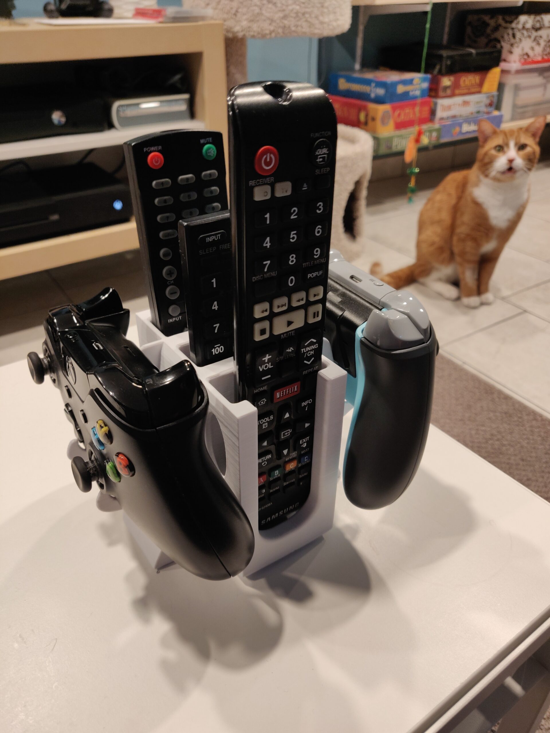 Držač džojstika xbox one i daljinskog za tv