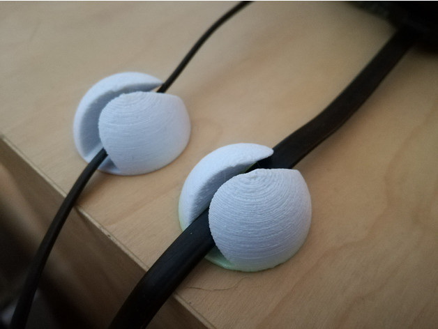 Držač kabla na stolu x5