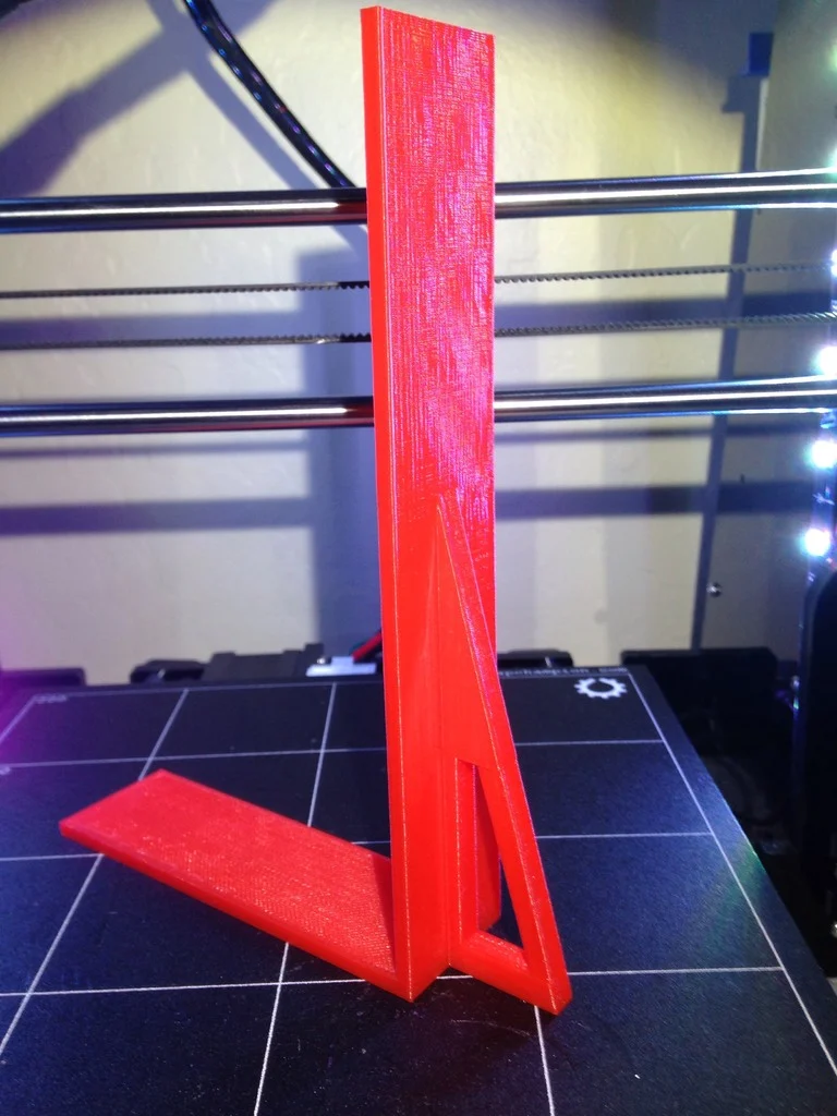 Držač za knjige na polici