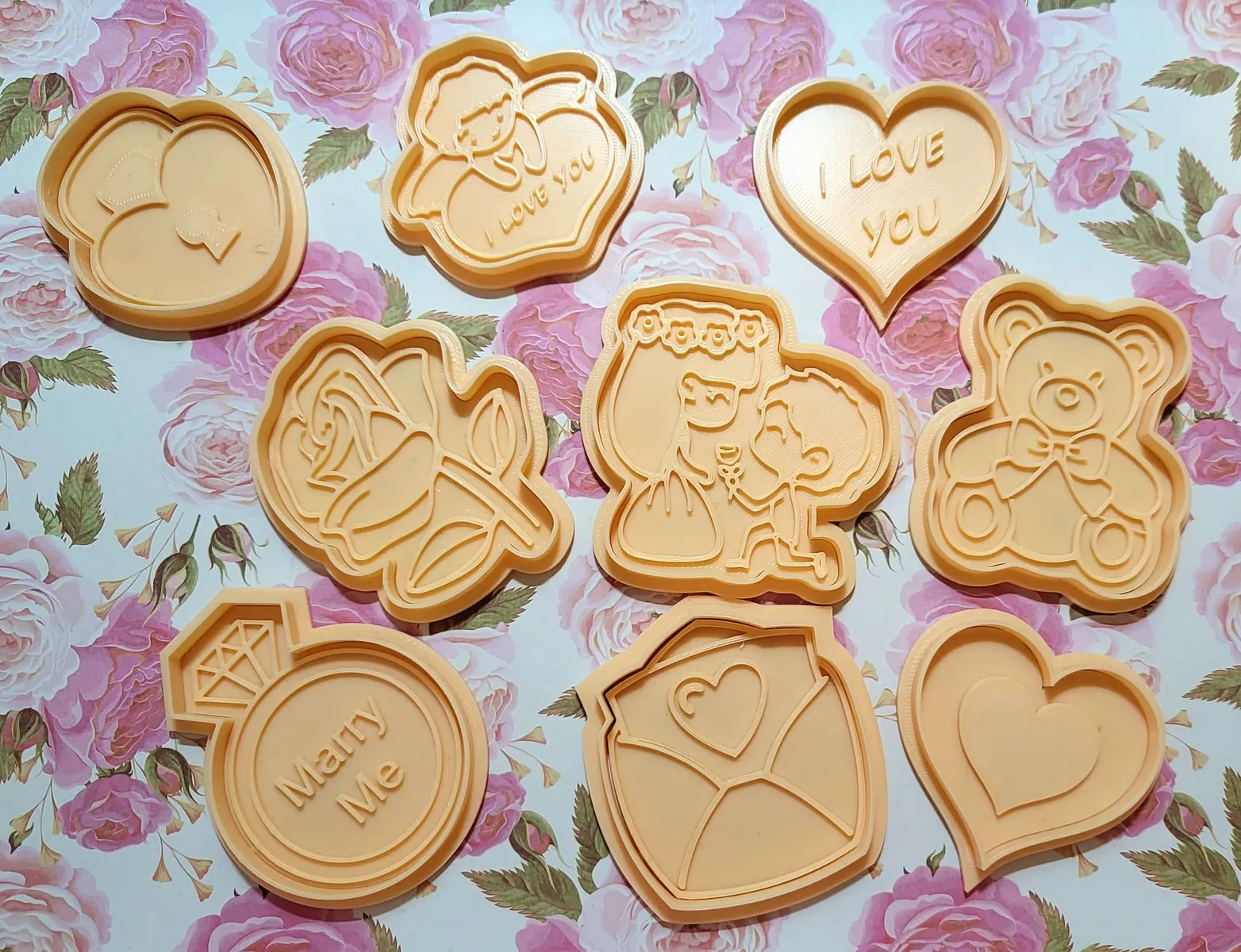 Komplet modli za veridbe ili Dan zaljubljenih