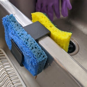 Alternative view of Držač sunđera na sudoperi