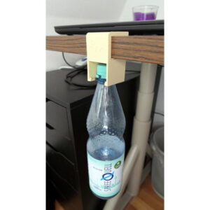 Držač flaše ispod stola
