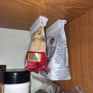 Držač kesa u kuhinji