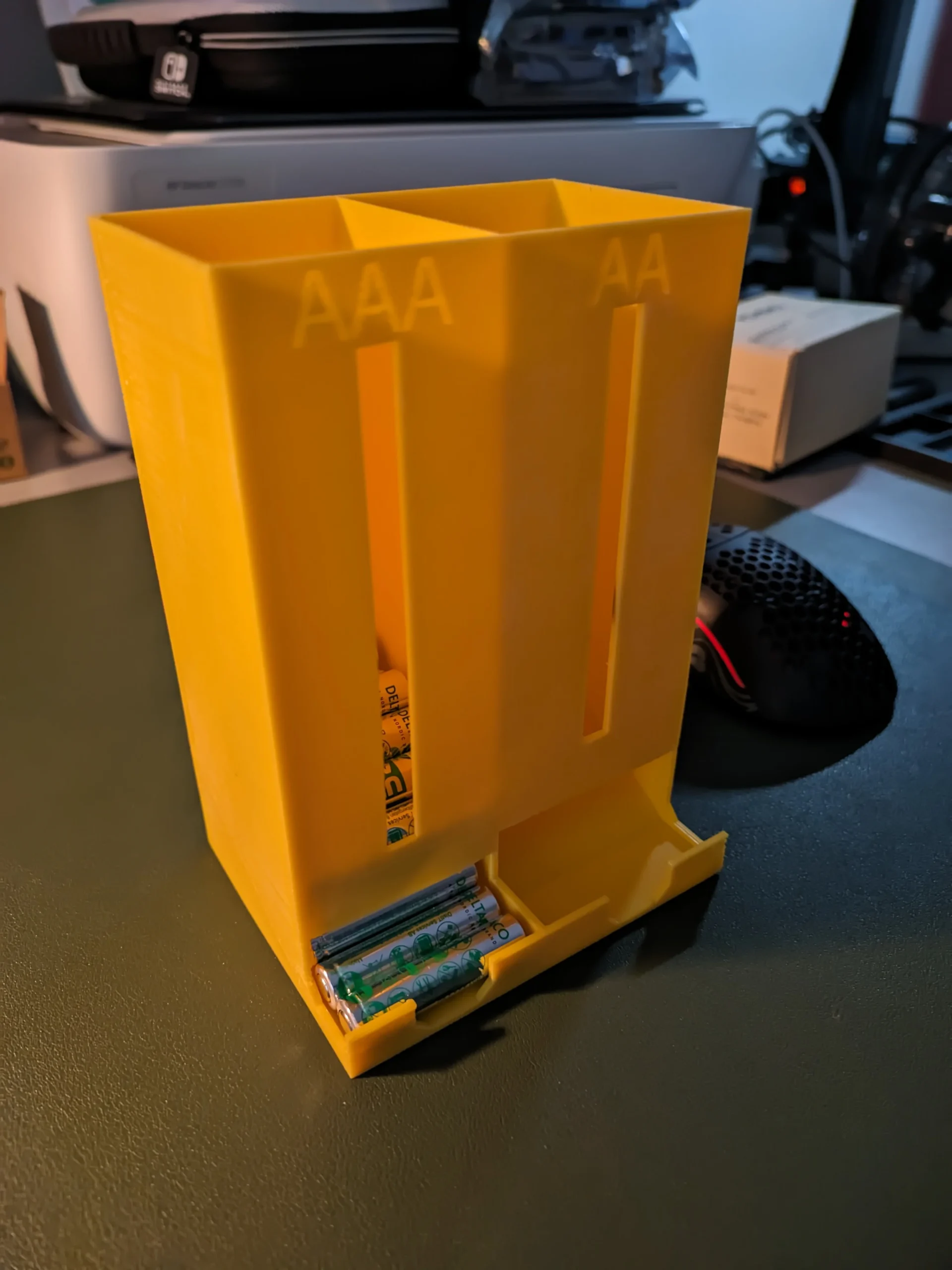 Držač AA i AAA baterija