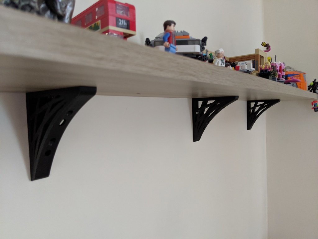 Ugaoni držač za policu