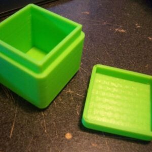 Mala kutijica sa poklopcem