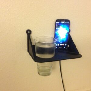 Zidni držač za čašu i mobilni telefon