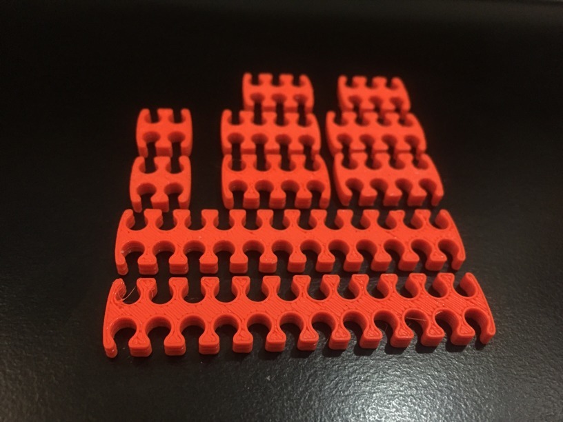 Držač kablova za PC