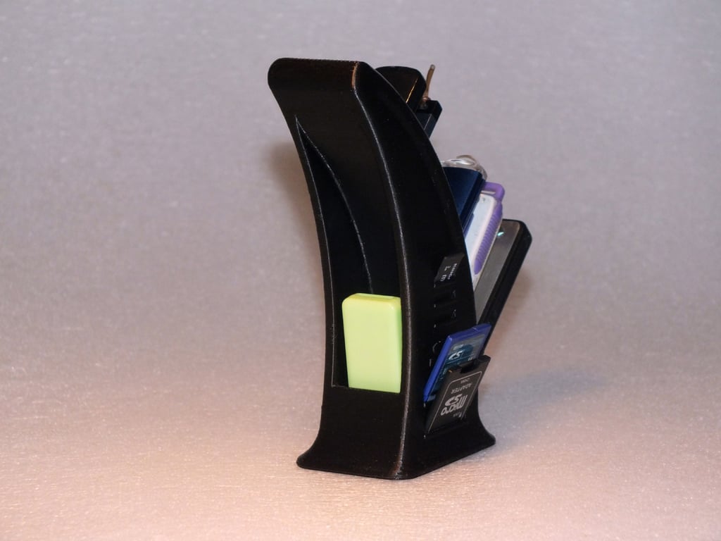 Držač USB Fles memorije i SD kartica - Slika 3
