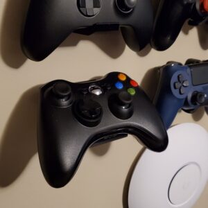 Zidni držač Xbox 360 džojsitka