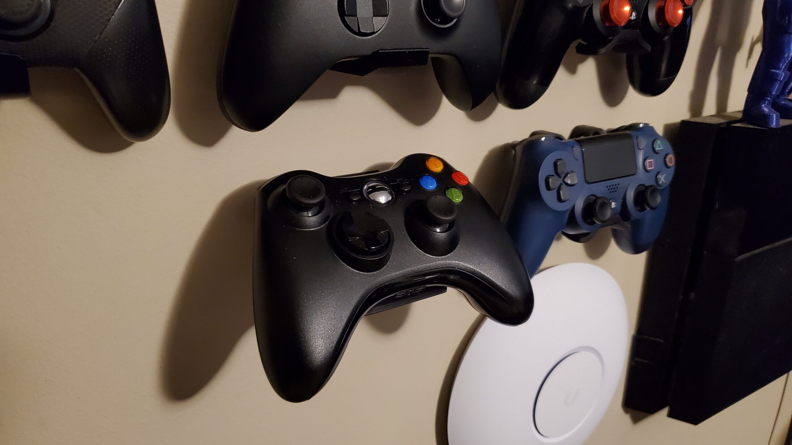 Zidni držač Xbox 360 džojsitka