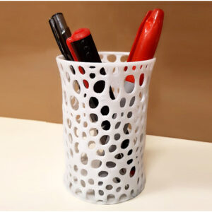 Elegantni držač olovki za radni sto