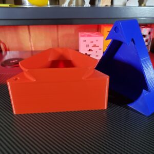 Alternative view of Kutija sa čudnim mehanizmom zatvaranja – igračka