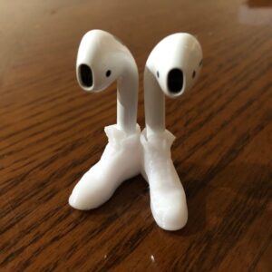 AirPod držač u obliku cipelica