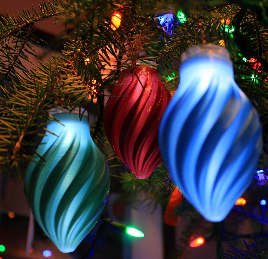 Ukrasi za jelku spiralni