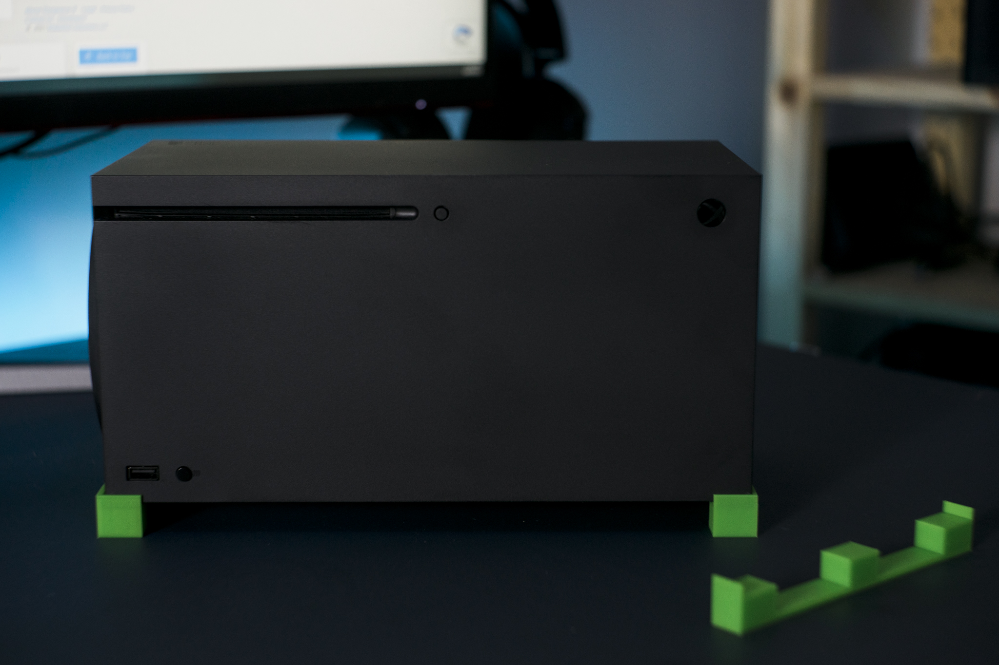 Horizontalni držač konzole Xbox Series X - Slika 3