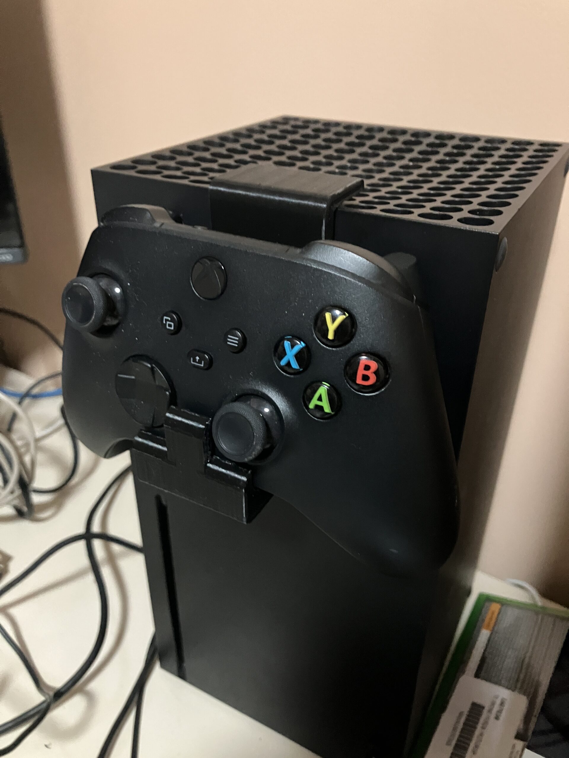 Xbox Series X minimalistički držač kontrolera