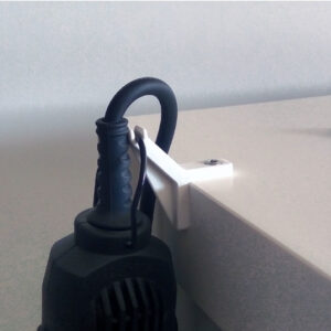 Kukica za ivicu stola