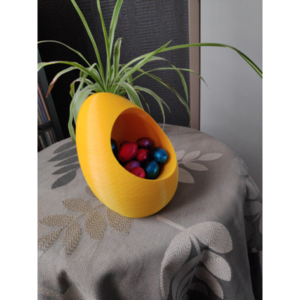 Uskršnja činija u obliku jajeta