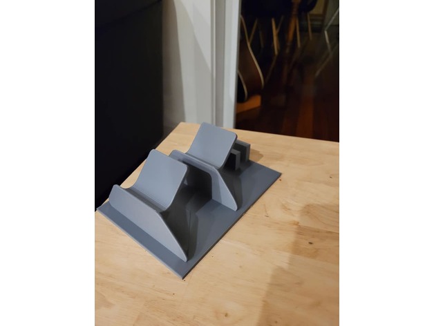 Stalak za 2 Xbox kontrolera sa Nintendo Switch Dock-om - Slika 2