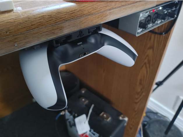 PS5 držač kontrolera ispod stola