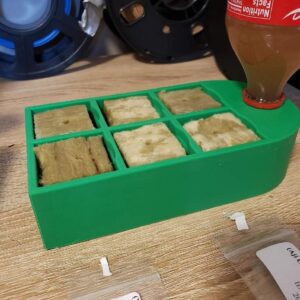 Samozalevajuća saksija za uzgoj novih biljaka