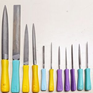 Držač za razne alate (gleto, strug) od plastike