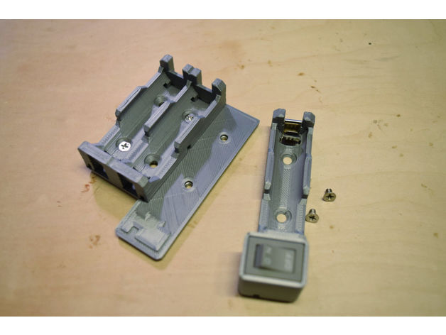 Plastični držač za AA baterije - Slika 2