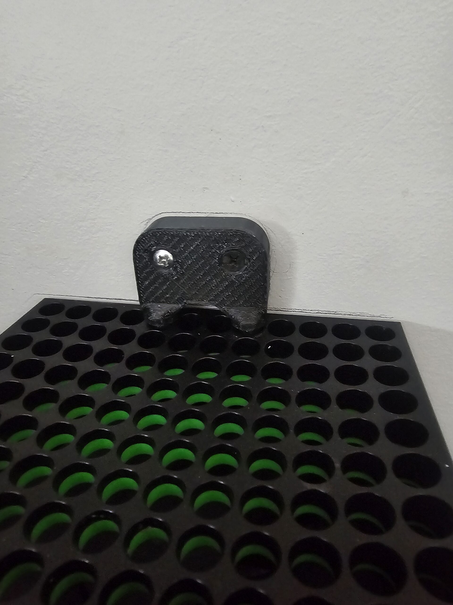 Zidni držač konzole Xbox Series X - Slika 2