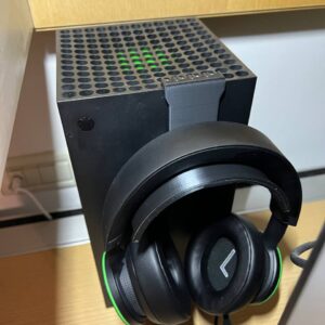Držač za slušalice na konzoli Xbox Series X
