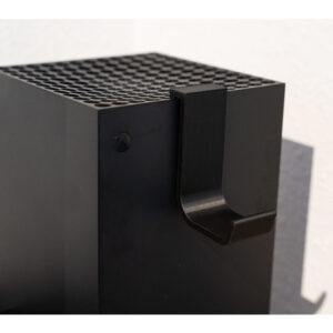 Alternative view of Držač kontrolera na Xbox Series X konzoli