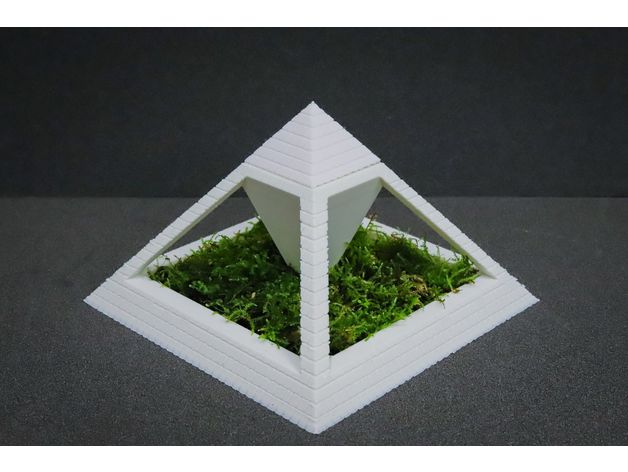 Figura egipatske piramide - Slika 2