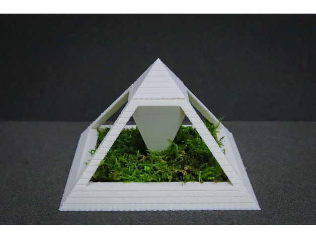 Figura egipatske piramide