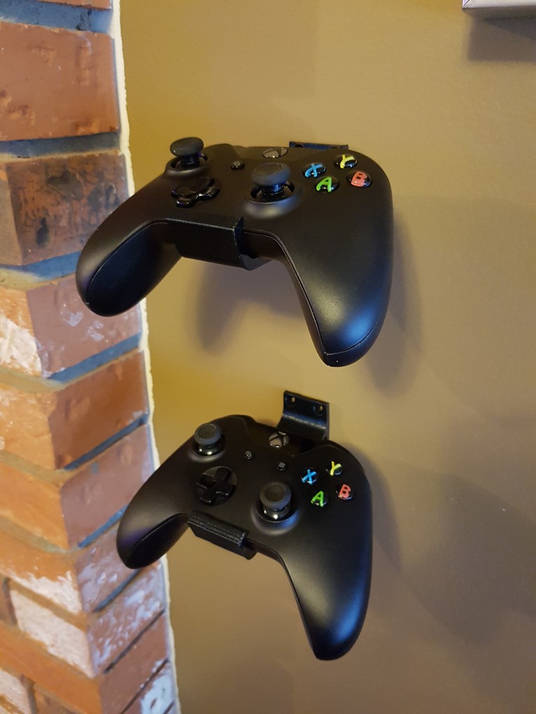 Xbox One zidni držač kontrolera