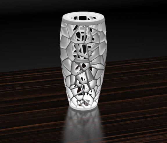 Ukrasna elegantna vaza