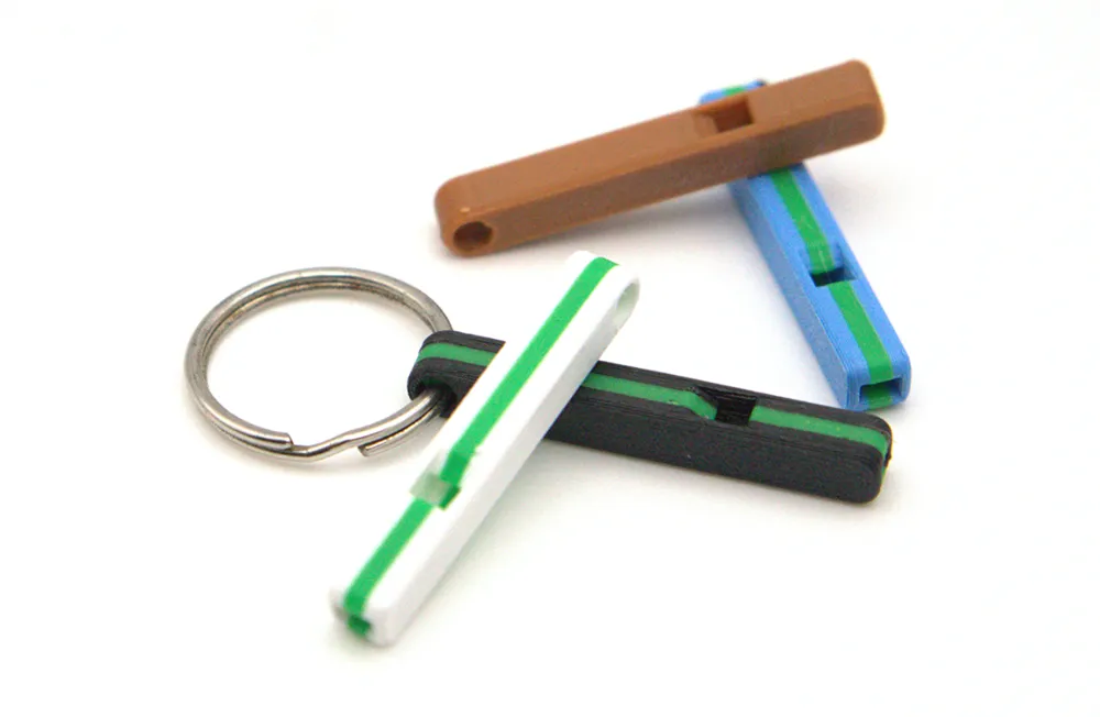 Mini pištaljka sa priveskom